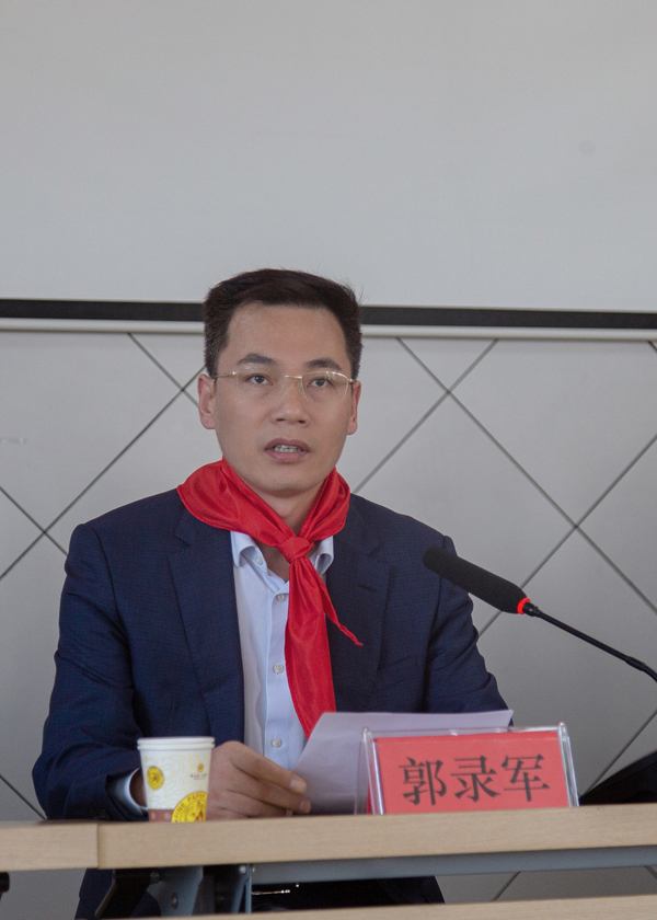比亚迪商用车事业群客车销售事业部总经理郭录军致辞.jpg