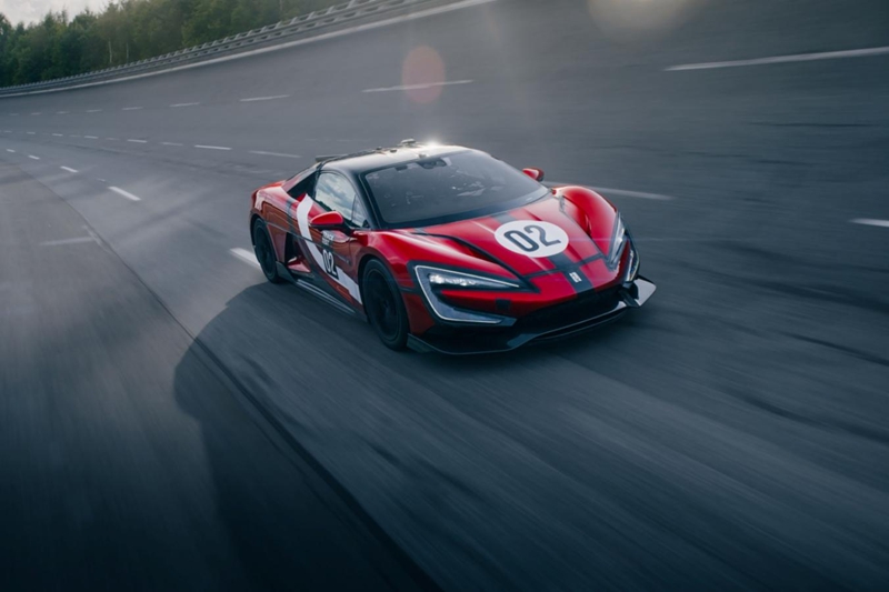 1758376177449517.jpg 2.jpg