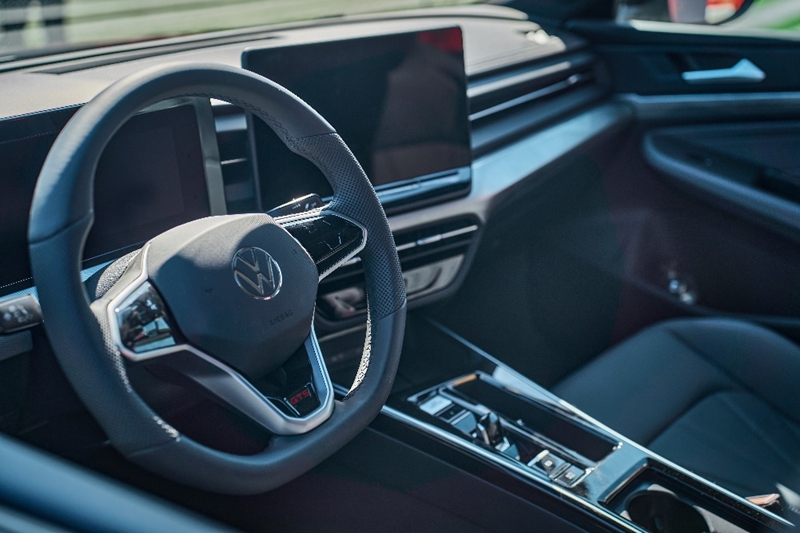 1758784111794468.jpg 10.jpg